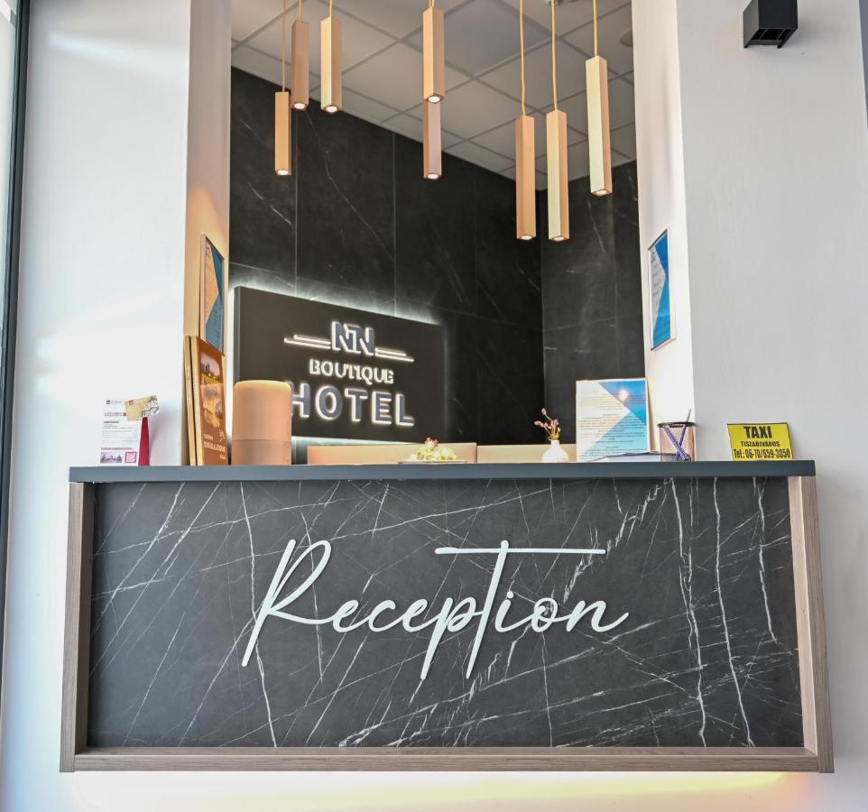 Nn Boutique Hotel Tiszaújváros Buitenkant foto